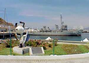 Snoopy joins forces with Mexican Navy